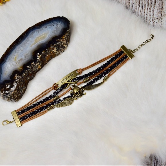 Jewelry - 5/$25 Braided Leather & Antique Gold Bracelet